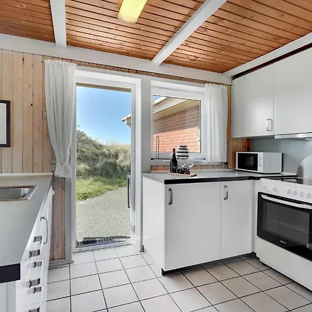 Holiday home Lovely In With Kitchen *